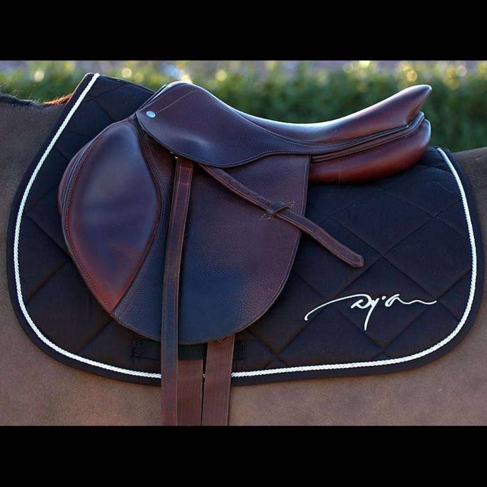 Dy'on Saddle Pad