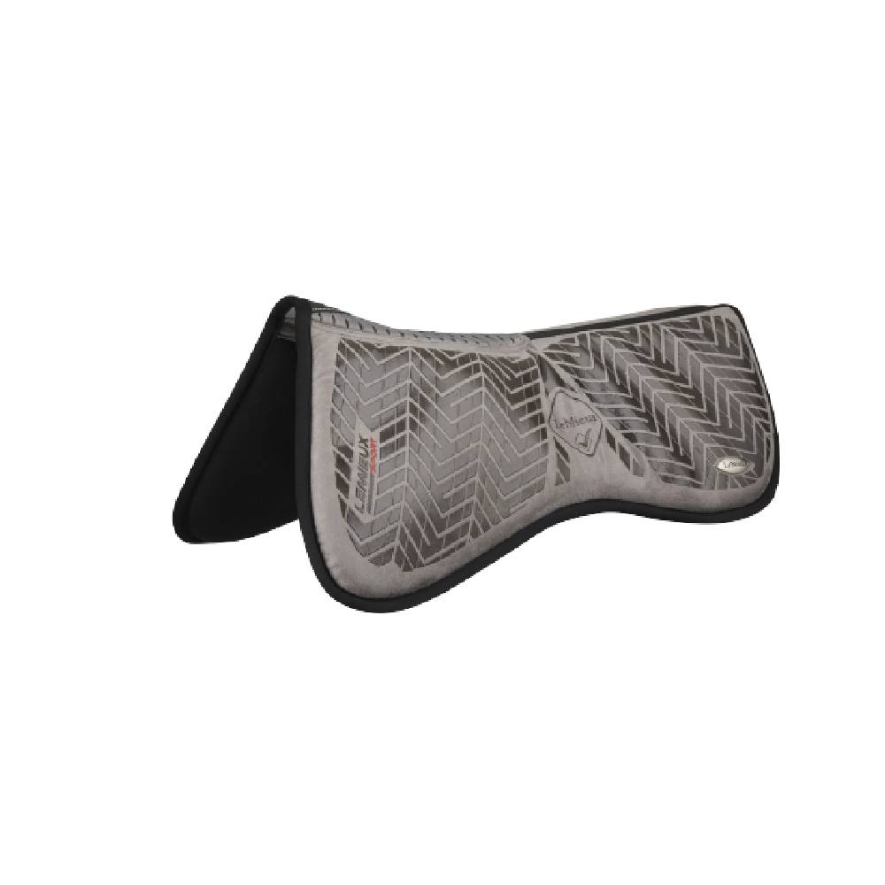 Sports Grip Memory Half Pad by Le Mieux